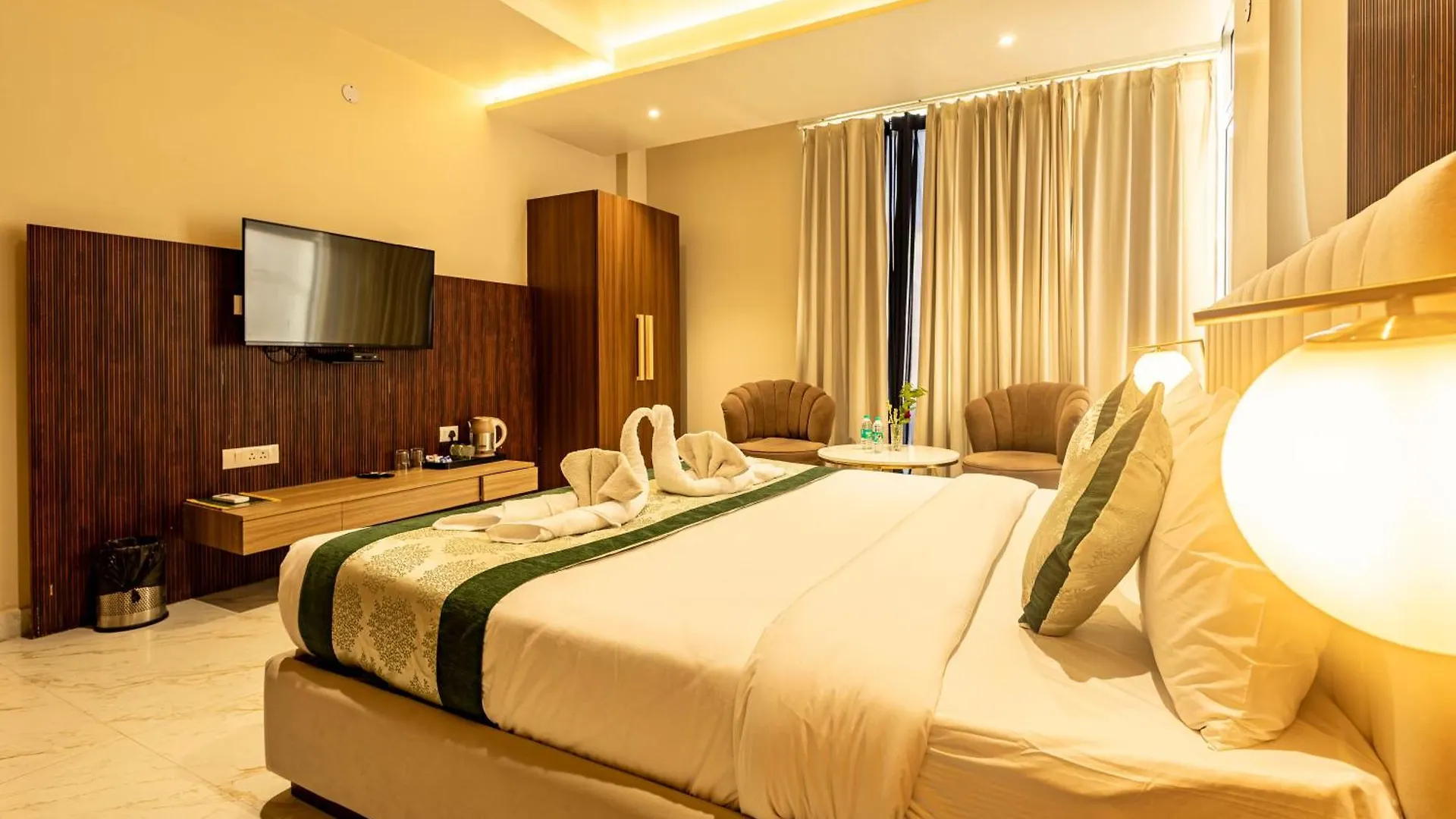 ורנאסי Hotel Vedangam 3*,