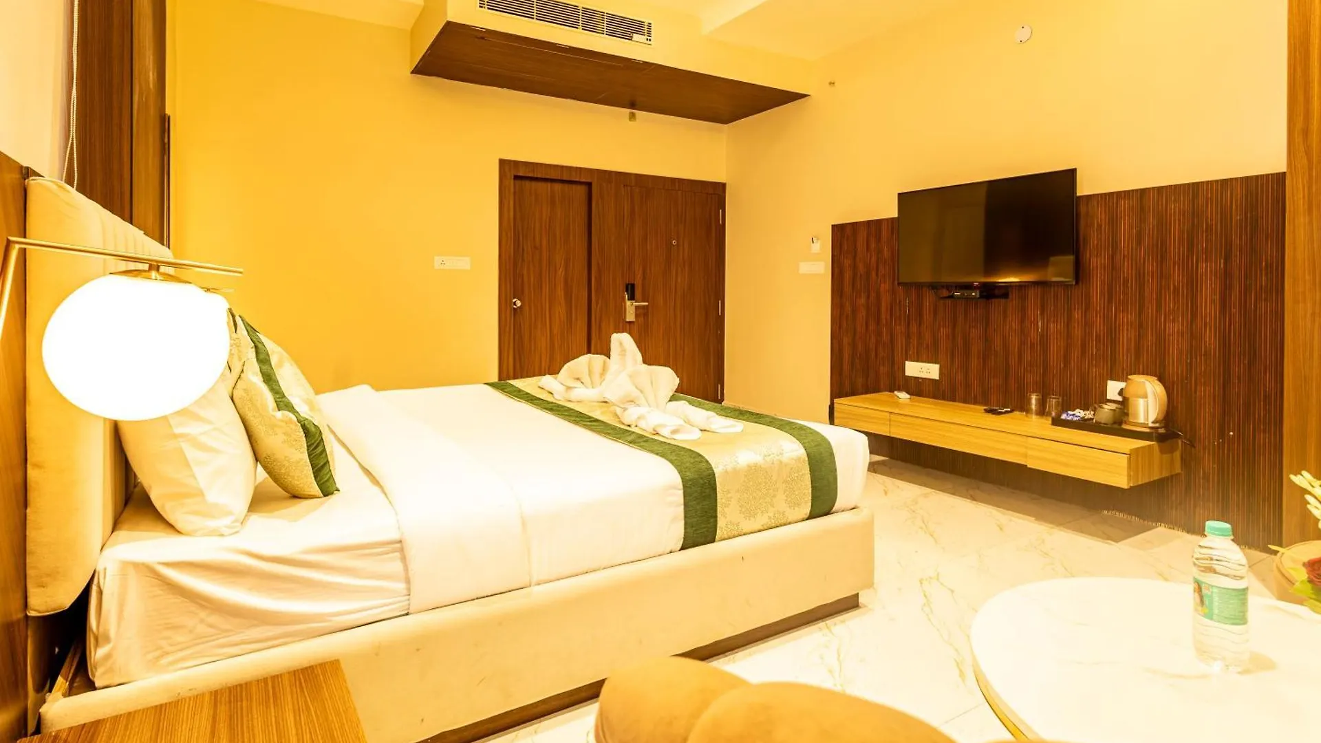 ורנאסי Hotel Vedangam