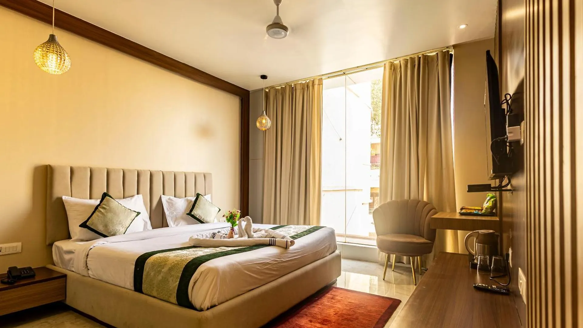 ורנאסי Hotel Vedangam